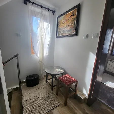 Yoni-guesthouse Bŭnzarito