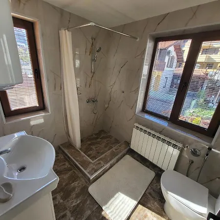 Appartement Yoni-guesthouse Bŭnzarito